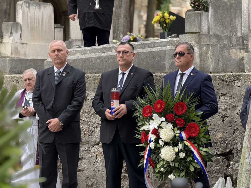 573050417 122131746638957653 1163787722001146378 n