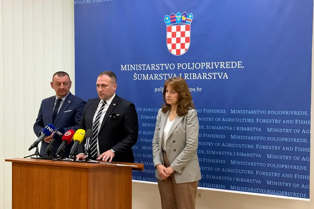 Ministar Vlajčić upozorio da nema prostora za improvizaciju u borbi protiv afričke svinjske kuge