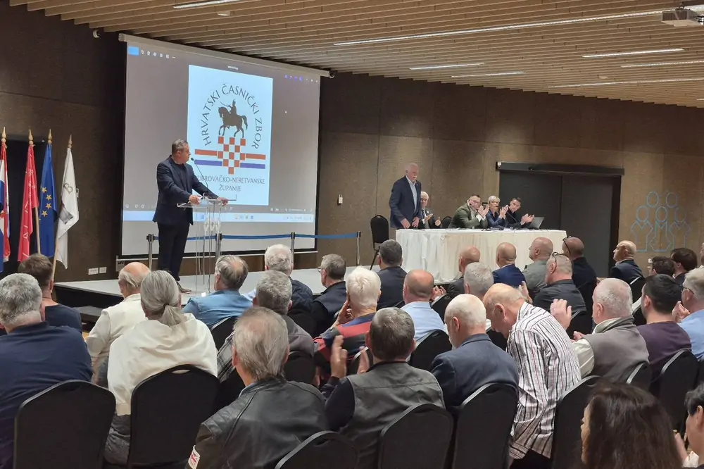 Zajedništvo i podrška braniteljima u Dubrovniku: održan skup Hrvatskog časničkog zbora DNŽ